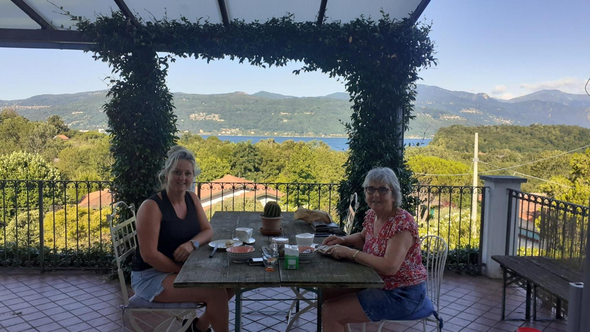B&B La Civetta Reno Di Leggiuno Buitenkant foto
